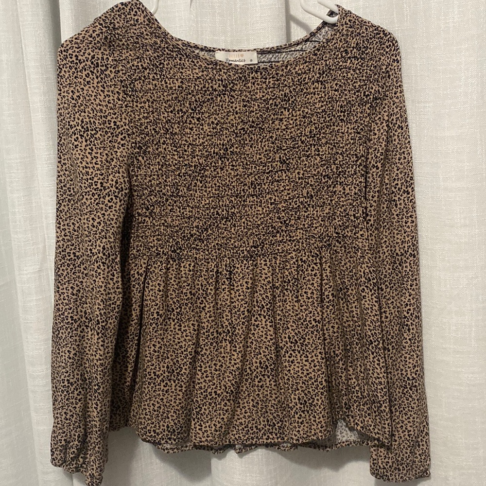 Women’s long sleeve cheetah dress Shirt from the Buckle